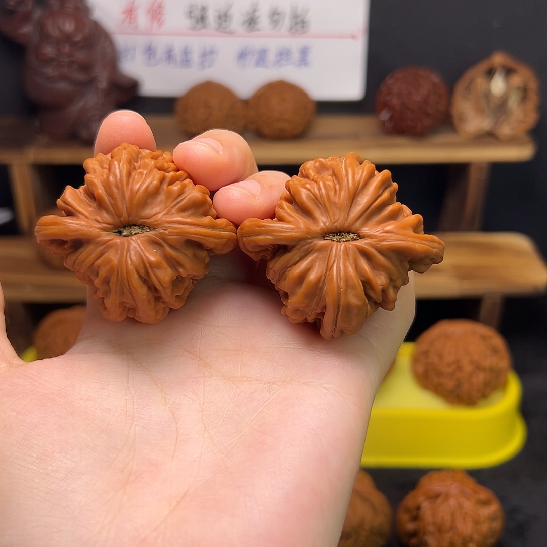 人***坑桃核吊坠楼子福利