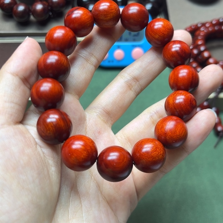 七***叶木小叶紫檀手工艺