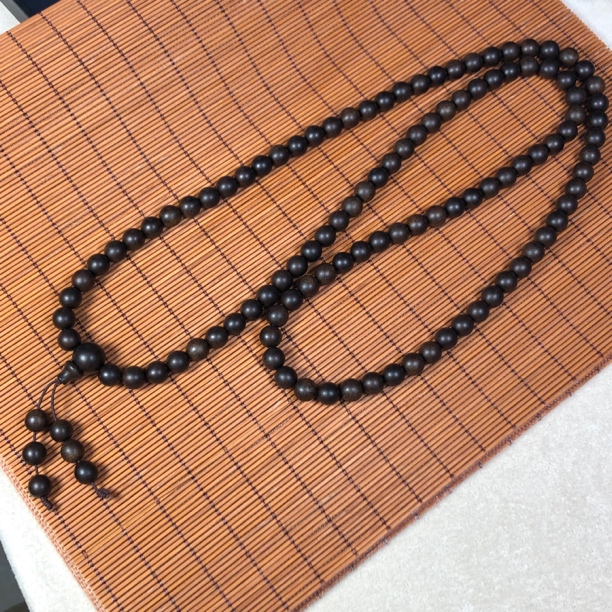 越南芽庄白奇楠沉水老料0.8*108沉香手串