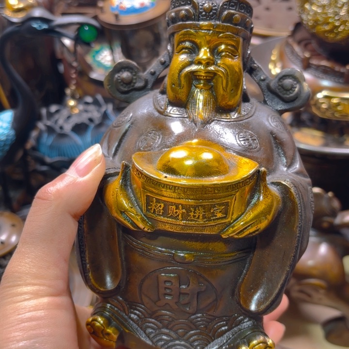 铜器摆件收收藏藏