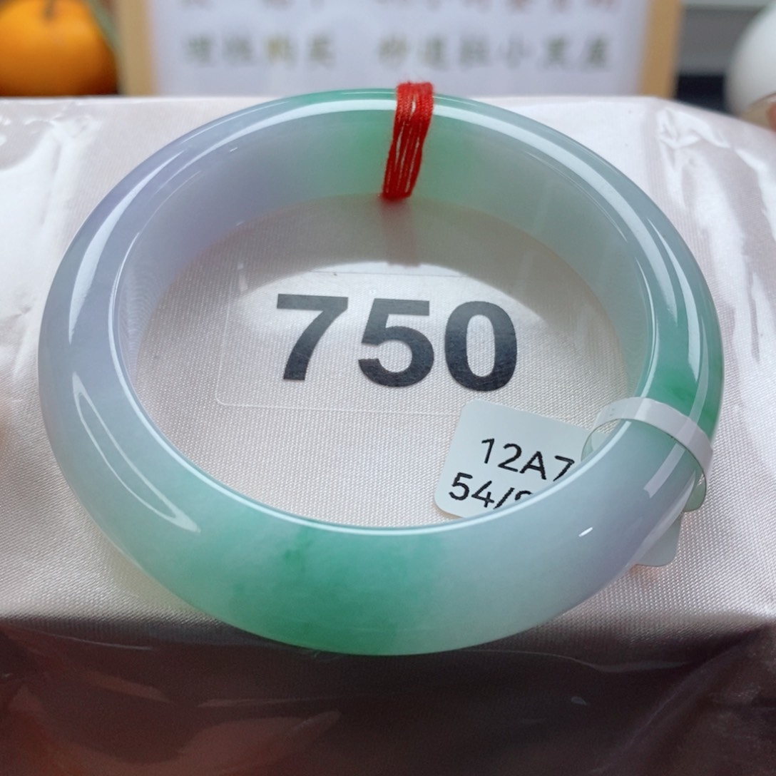 翡翠手镯未镶嵌天然A货翡翠手镯