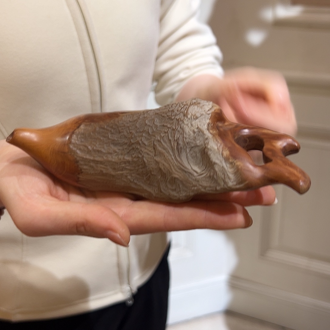 月***水柏木（崖柏）红黑骨舍利 手把壶标本