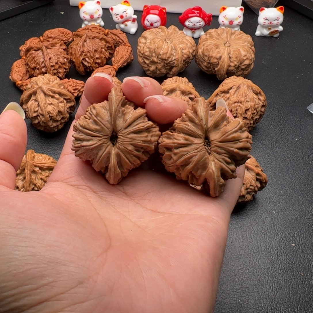 文玩核桃把件四座楼