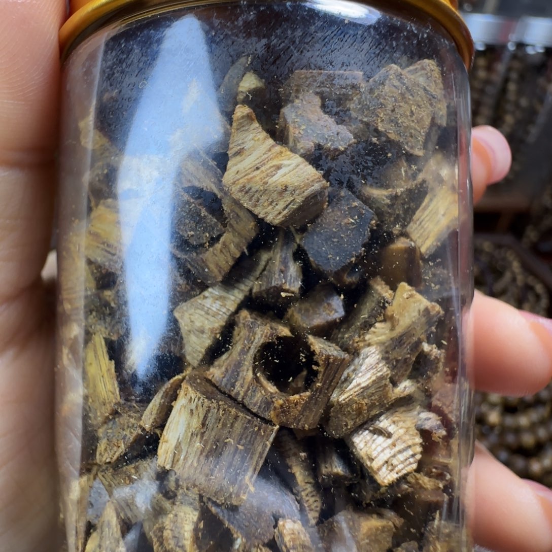 沉香碎屑沉香50克碎料