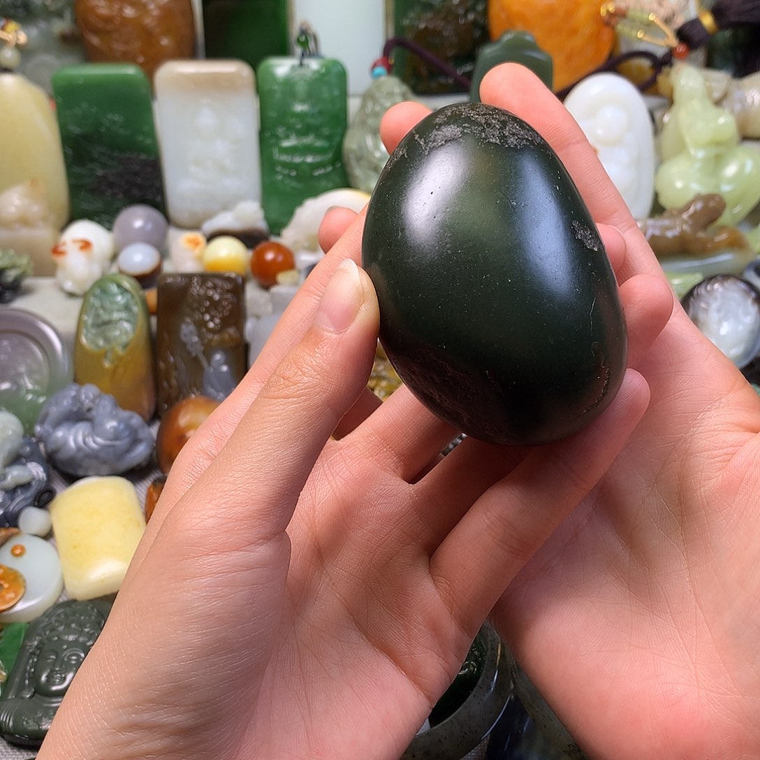 未镶嵌和田玉把件