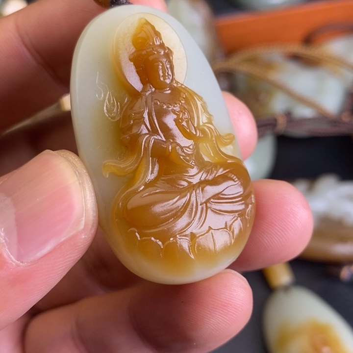 ****️和田玉未镶嵌挂件