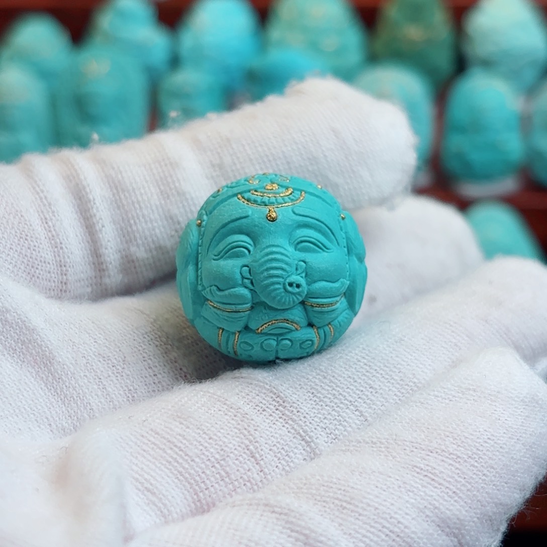 未镶嵌绿松石珠宝奇石