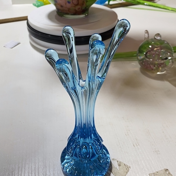 花瓶高度19厘米6左右