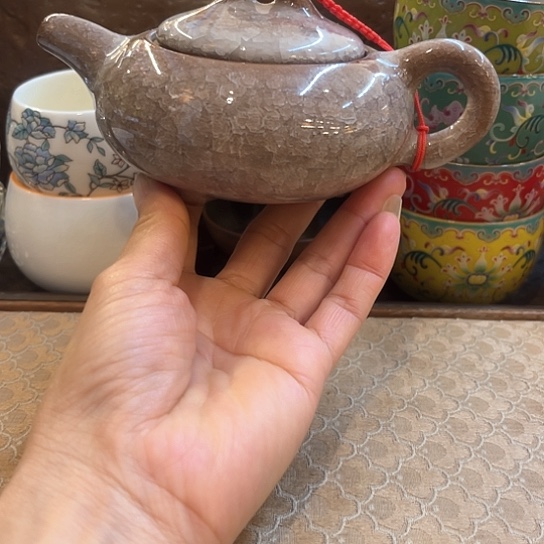 现代陶瓷泡茶壶冰裂壶米白色