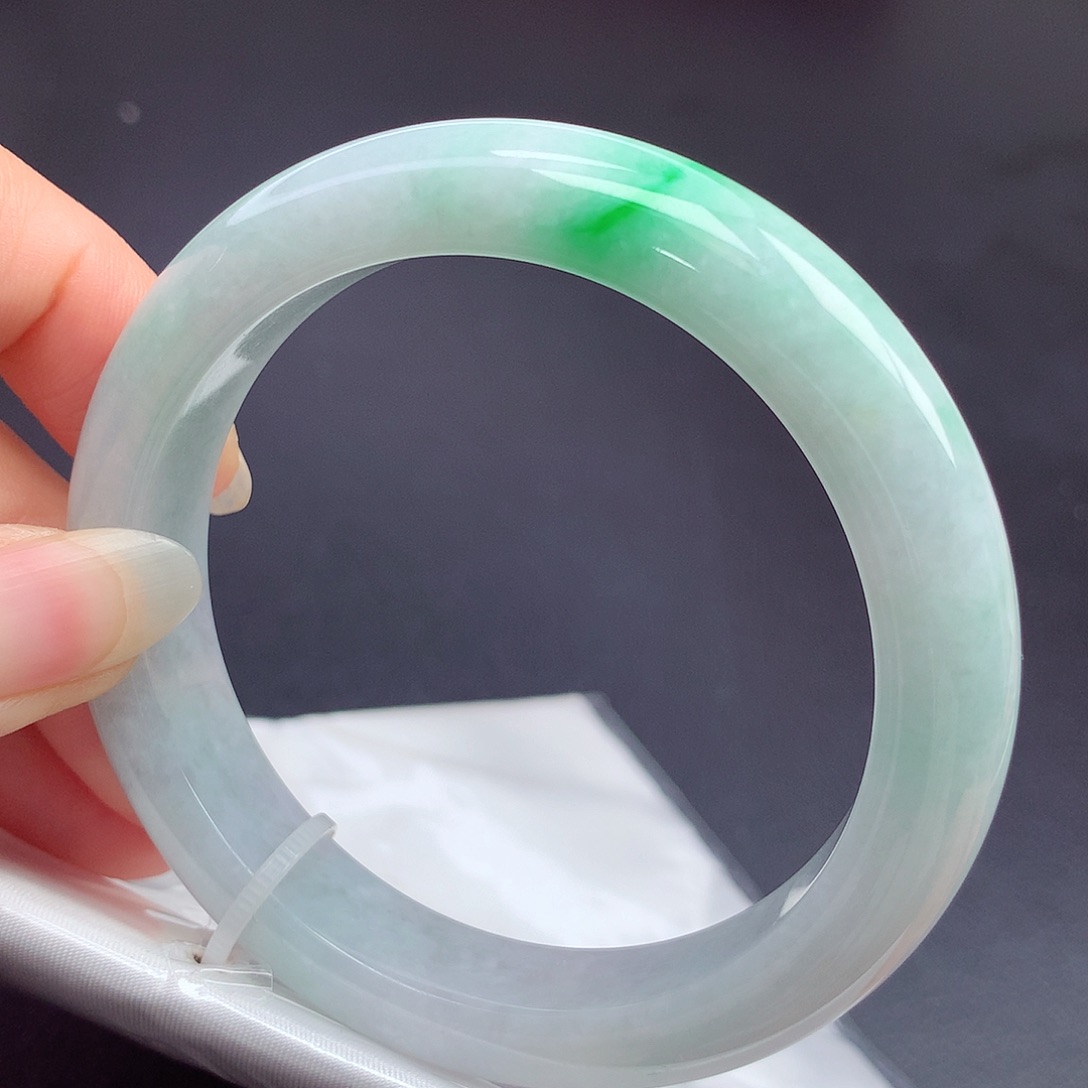 翡翠未镶嵌手镯58.7圈口