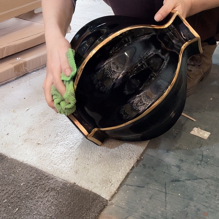 陶瓷花瓶，仿真绿植。