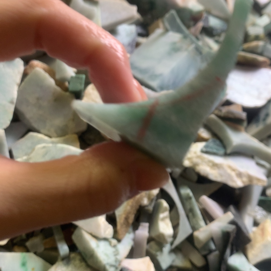 翡翠颈饰未镶嵌缅甸翡翠