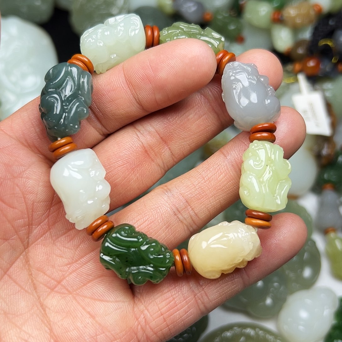 和田玉手串未镶嵌