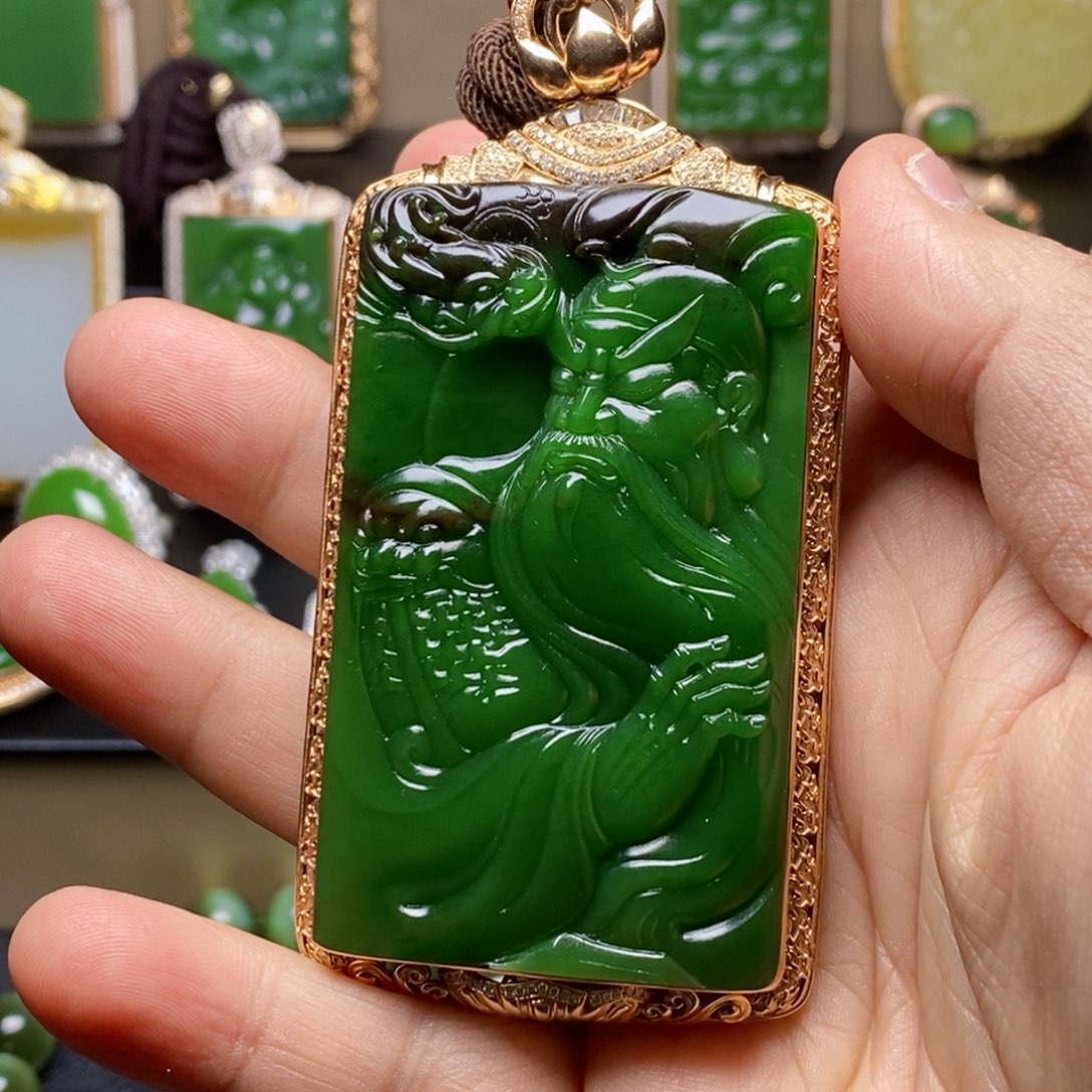 和田玉吊坠(不含链)18K金镶嵌不***茶