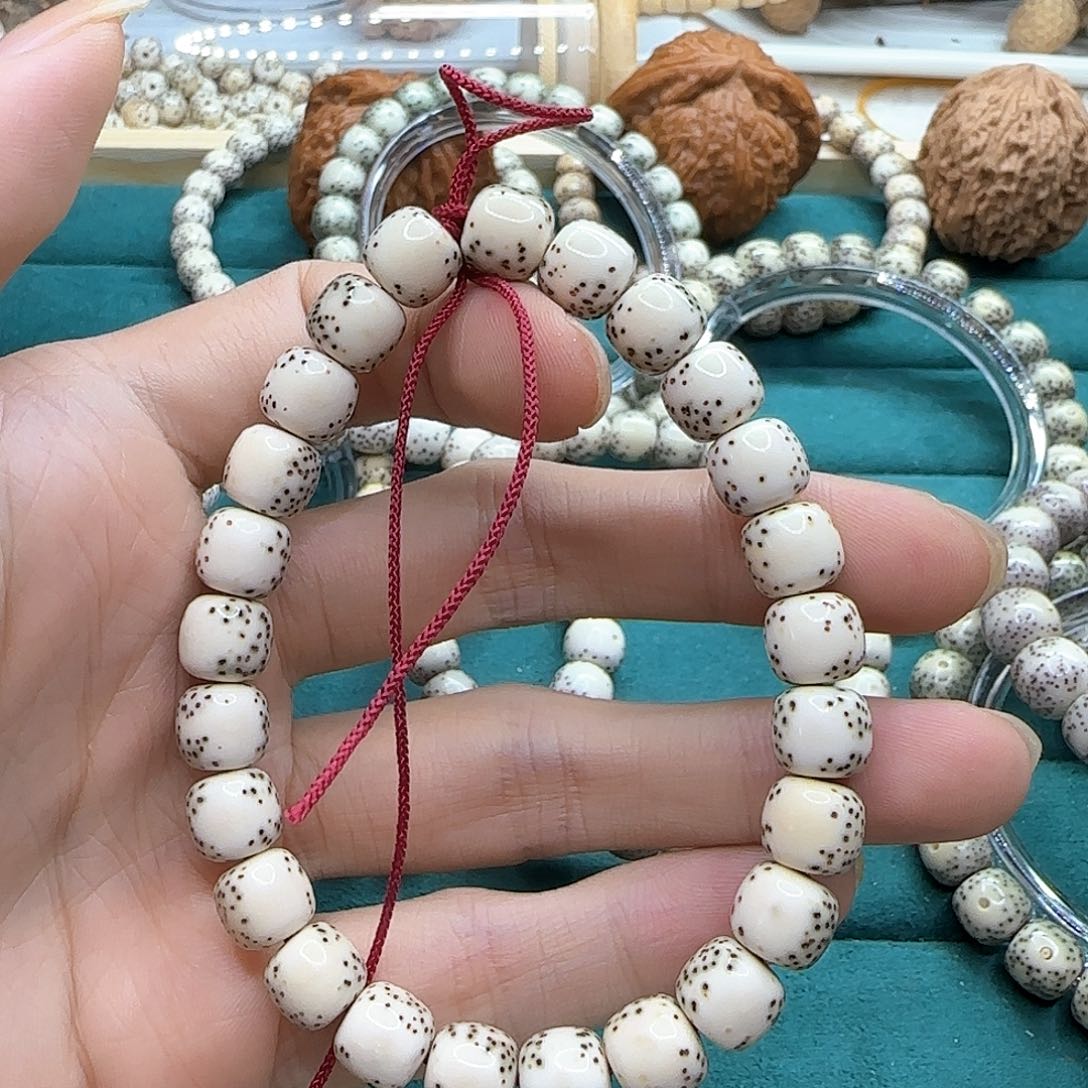 星月菩提手串图****。大留白