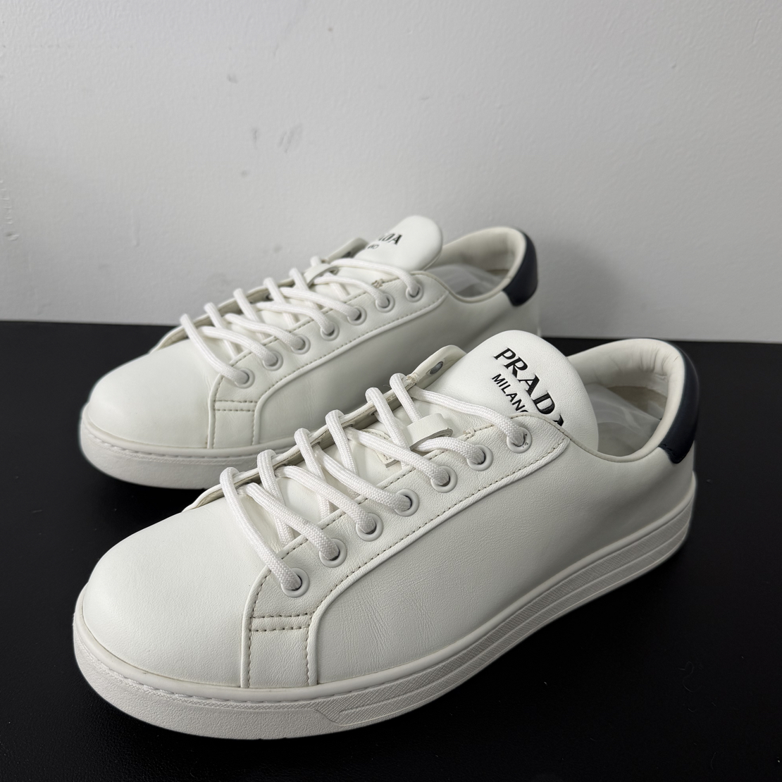 99新 Prada/普拉达 39欧 黑白板鞋休闲鞋