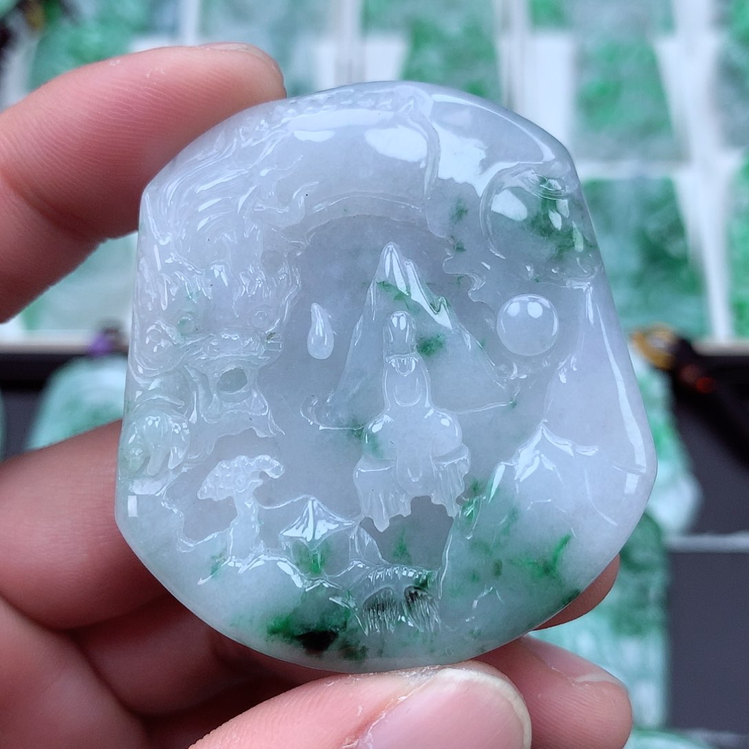 翡翠颈饰未镶嵌翡翠吊坠