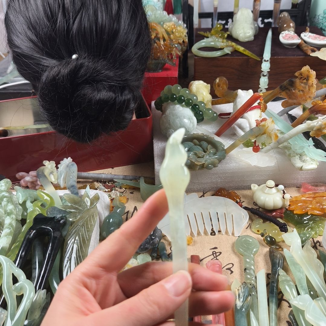 蛇纹石玉发饰合金