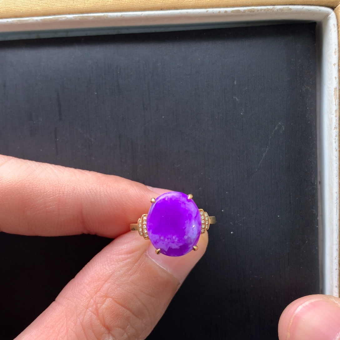 苏纪石（舒俱来）18K金镶嵌戒指