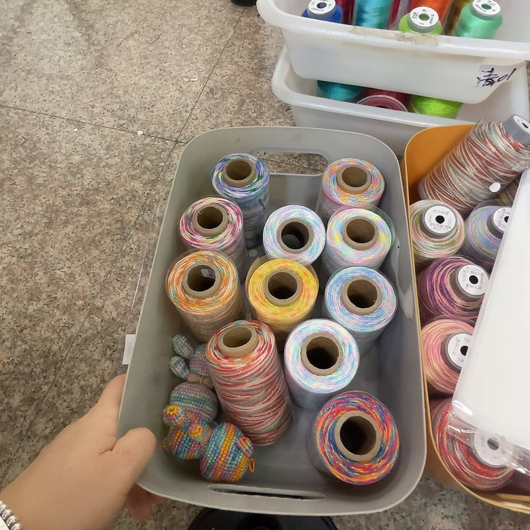 聚酯纤维1.0段染100克11色宠1个收纳册