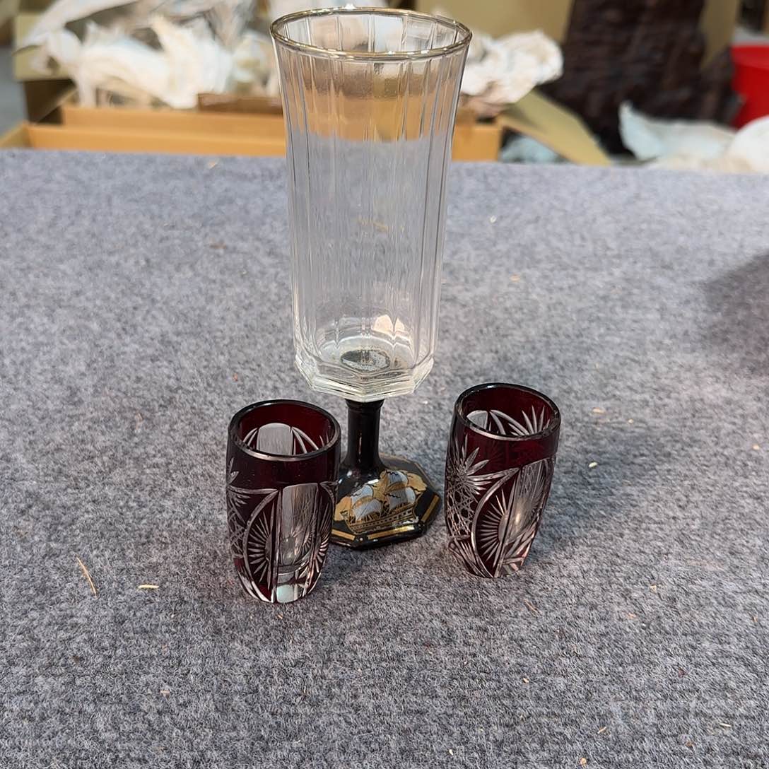 玻璃中古艺术工艺美术品