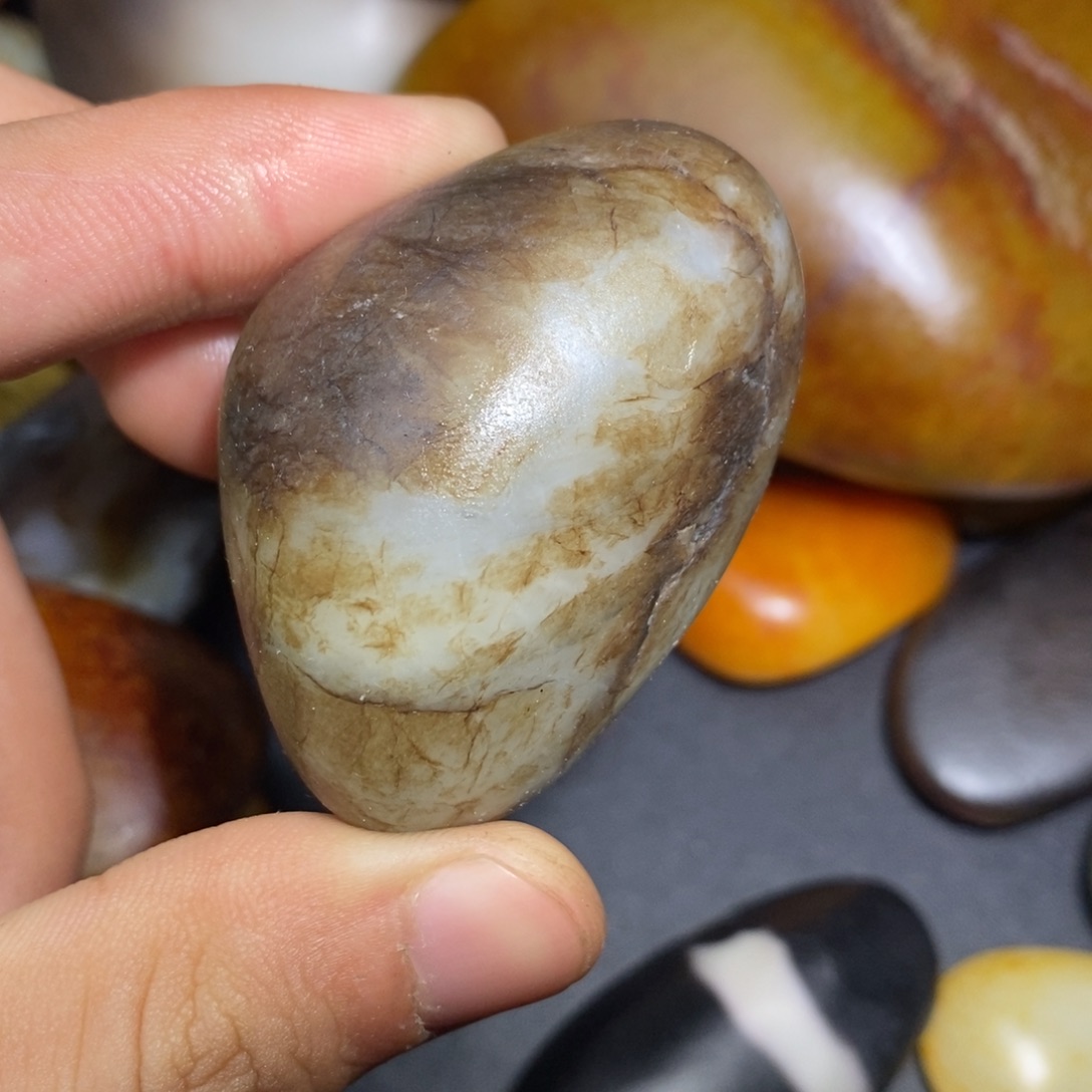 和田玉未镶嵌珠宝奇石