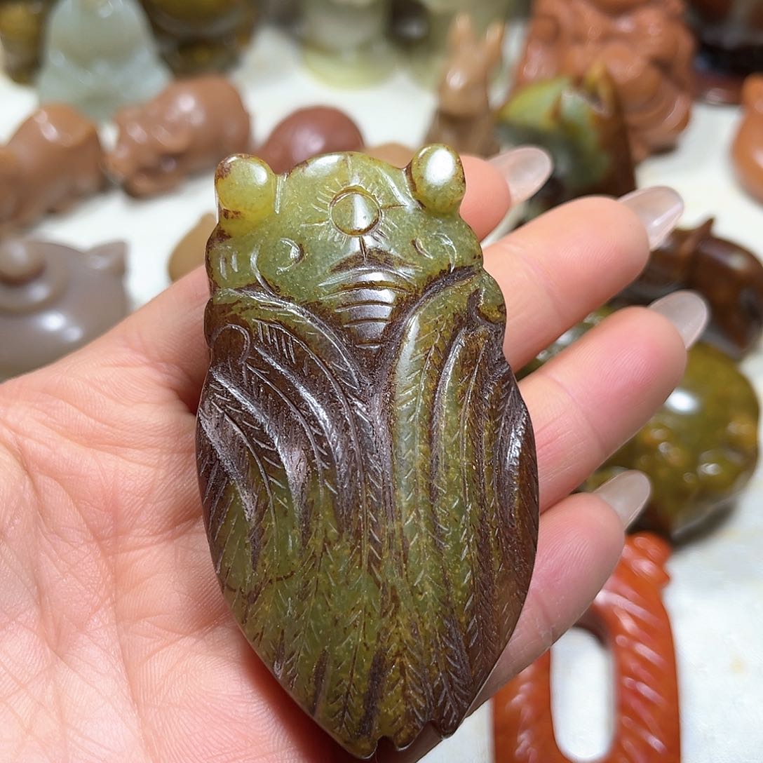 白玉菩提吊坠白玉菩提吊坠