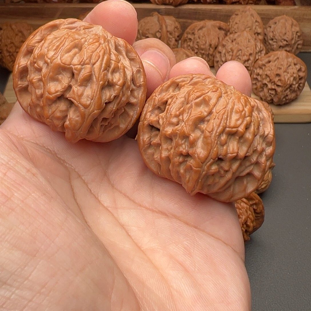 把件文玩核桃红皮磨盘