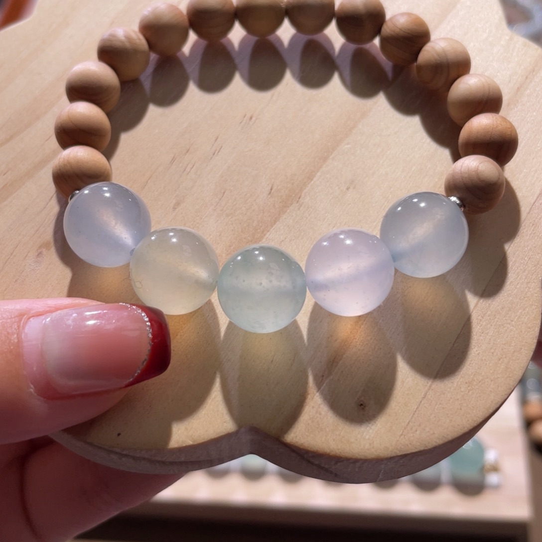 翡翠散珠天然缅a马卡龙半串