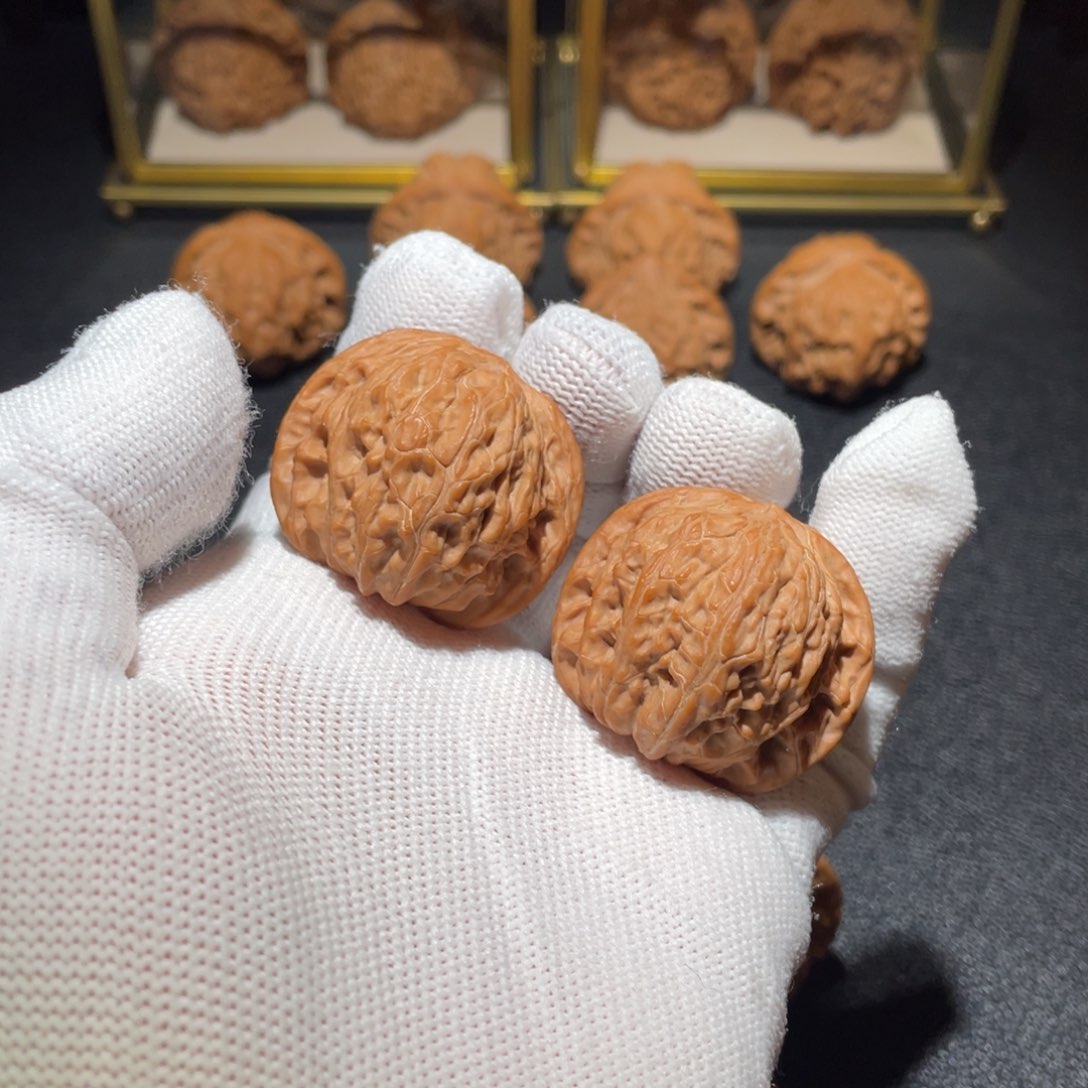 文玩核桃吊坠37正磨