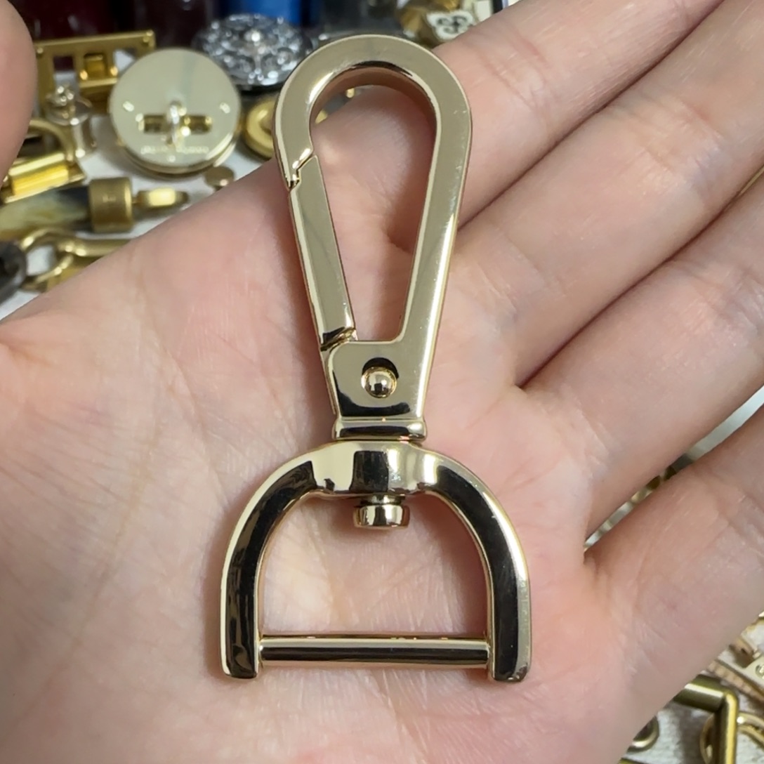 内径2.0钩扣12元10个