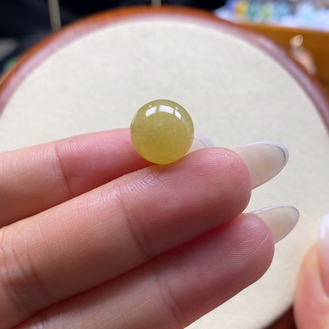 翡翠未镶嵌颈饰翡翠冰满黄翡珠卡12.3m