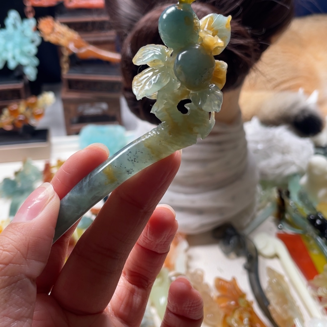【闪购商品】未镶嵌岫玉发饰不****乔