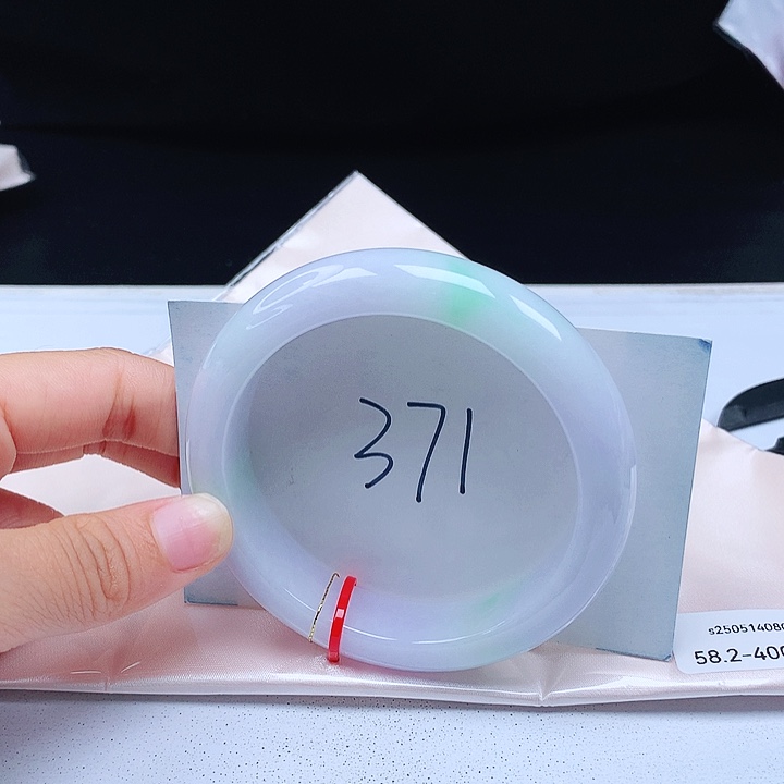 翡翠手镯未镶嵌58+正圈