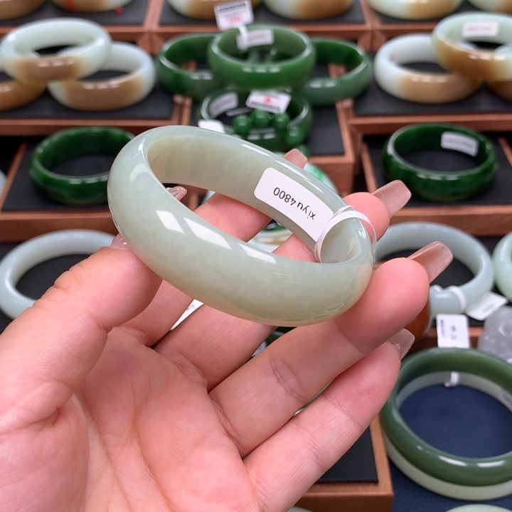 和田玉手镯未镶嵌5455圈口