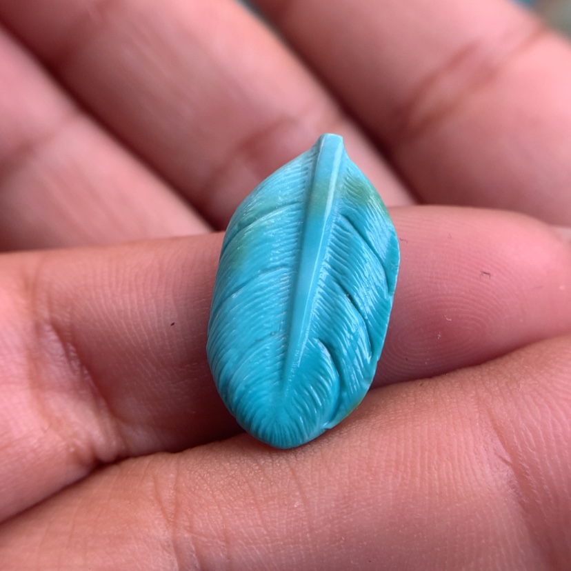 【闪购商品】绿松石未镶嵌雕刻依****