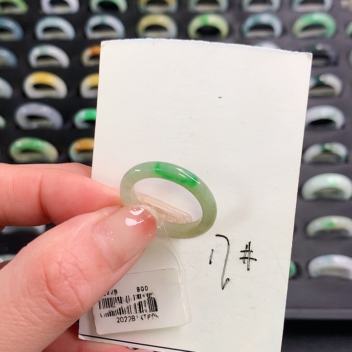 翡翠戒圈未镶嵌翡翠