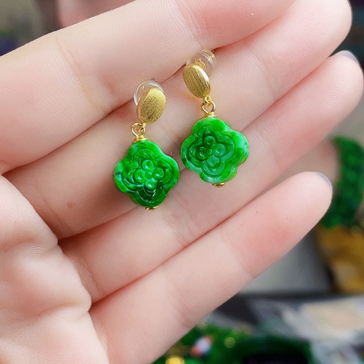 翡翠银S925镶嵌颈饰多样性