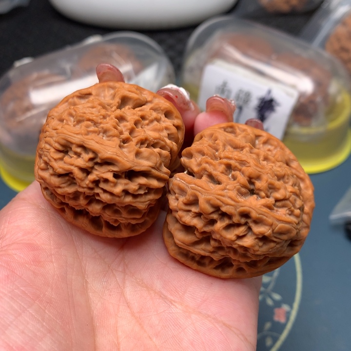 文玩核桃把件43-18412-9