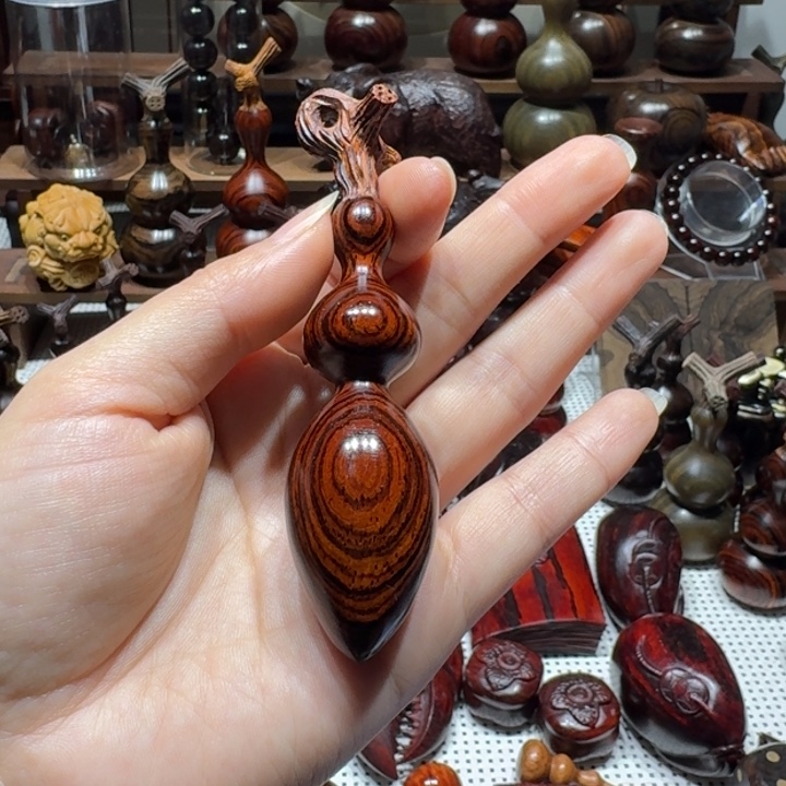 平***乐木微凹黄檀葫芦葫芦