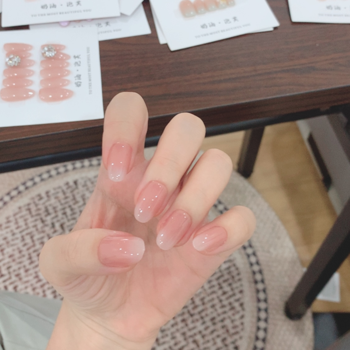 【白桃乌龙】纯手工制作穿戴甲可拆卸手工美甲裸粉指尖乳白冰透渐变