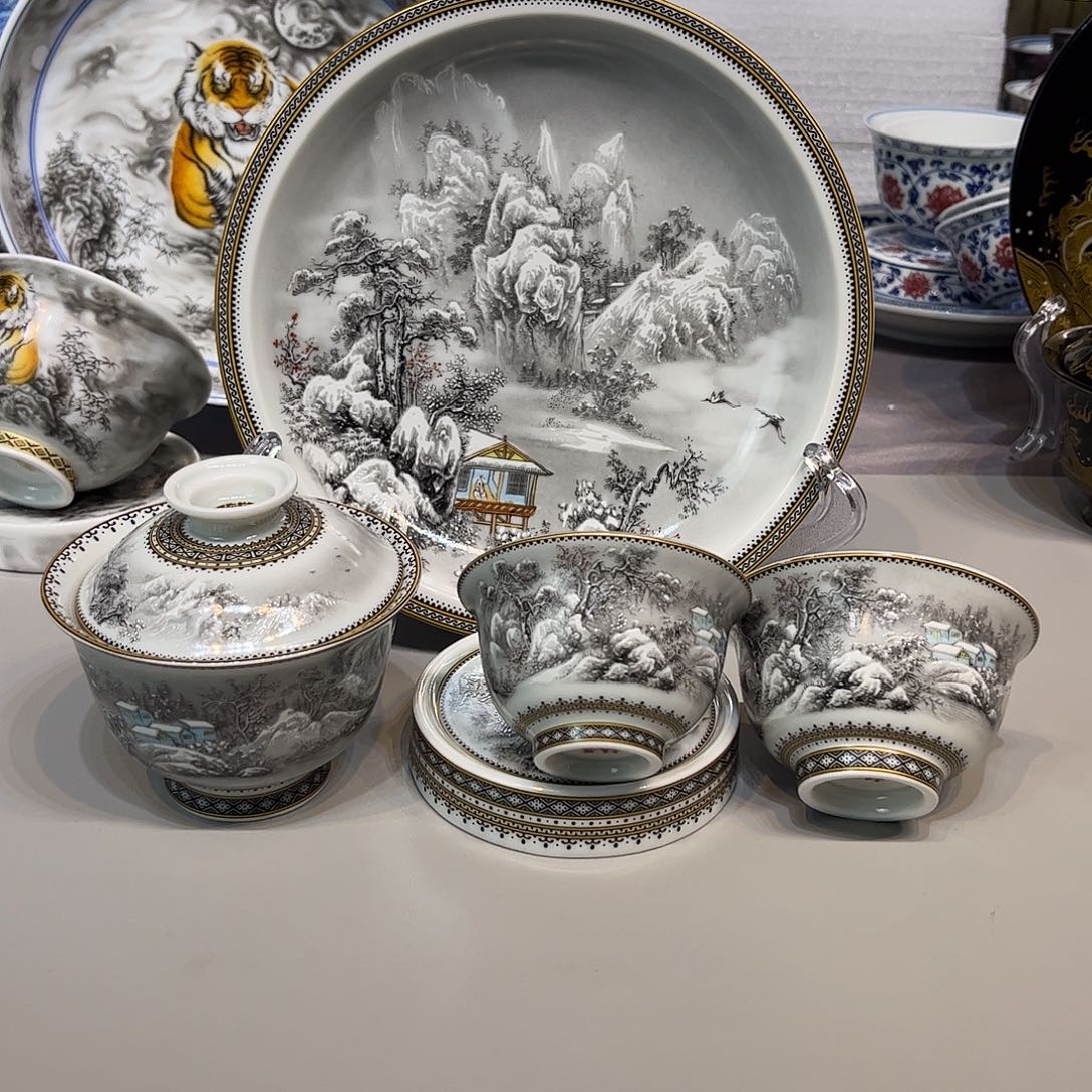 景德镇陶瓷艺术品