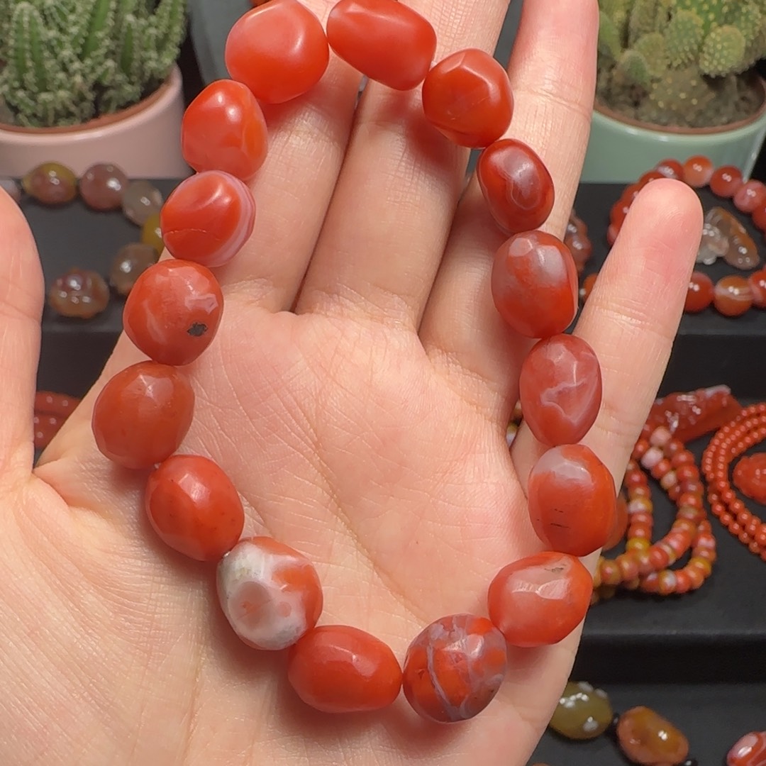 南红玛瑙未镶嵌保山杨柳冷水河10-12 mm