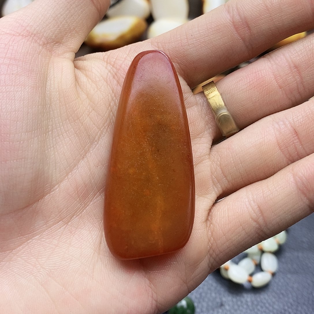 和田玉（糖玉）未镶嵌挂件