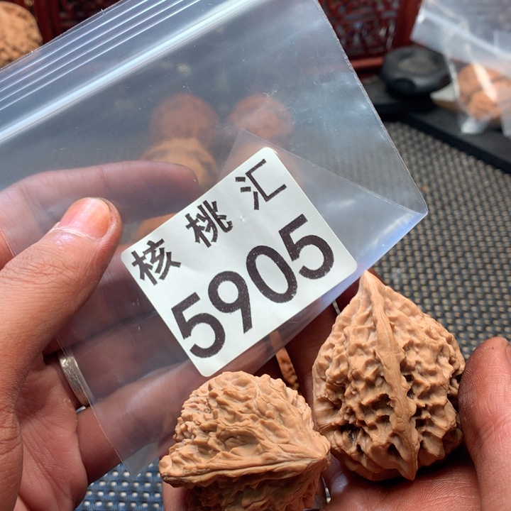阿***丰吊坠文玩核桃13陵鸡心