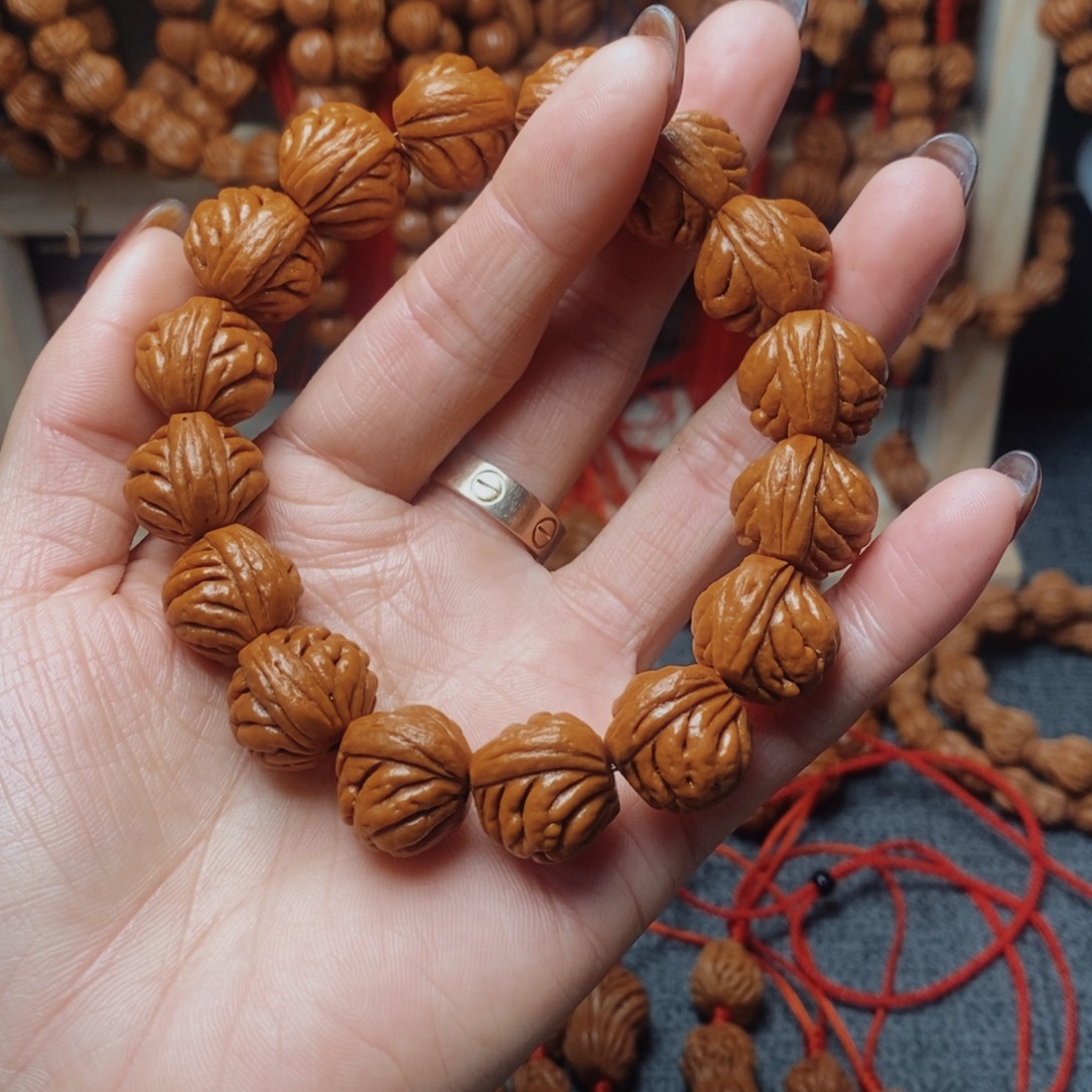 桃核吊坠龙纹桃枭