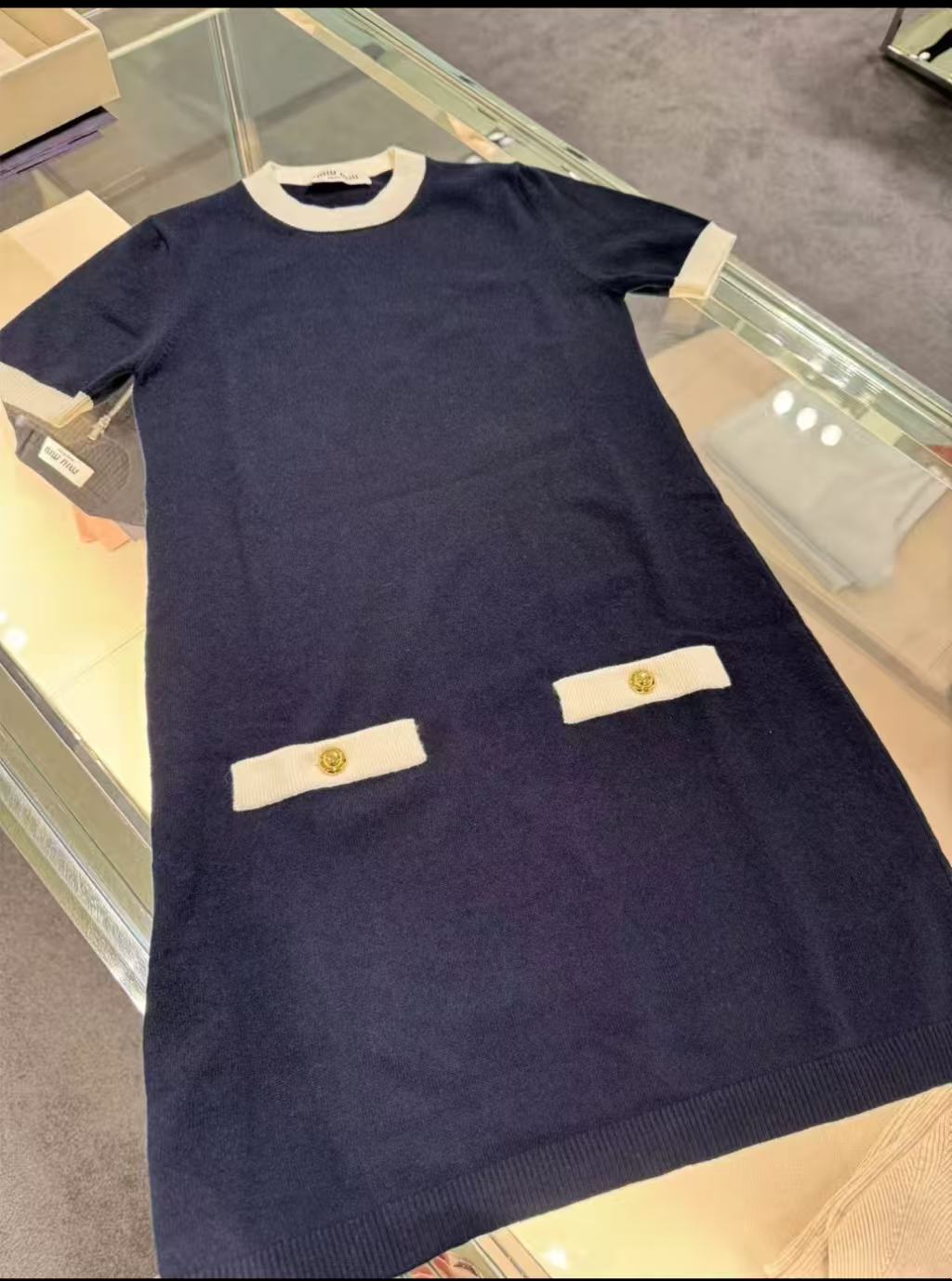 未使用 MIU MIU/缪缪 缪缪藏蓝色连身裙