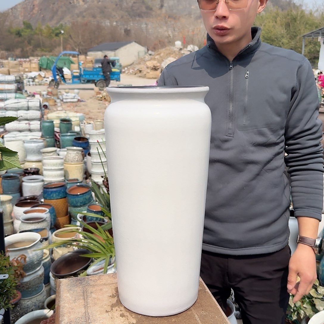 紫砂花盆口18高40（一个白色老庄