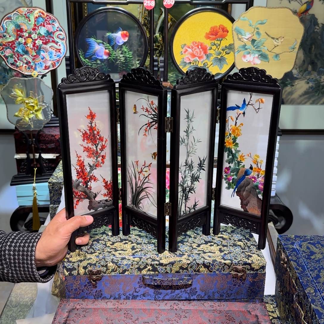 刺绣刺绣工艺精湛