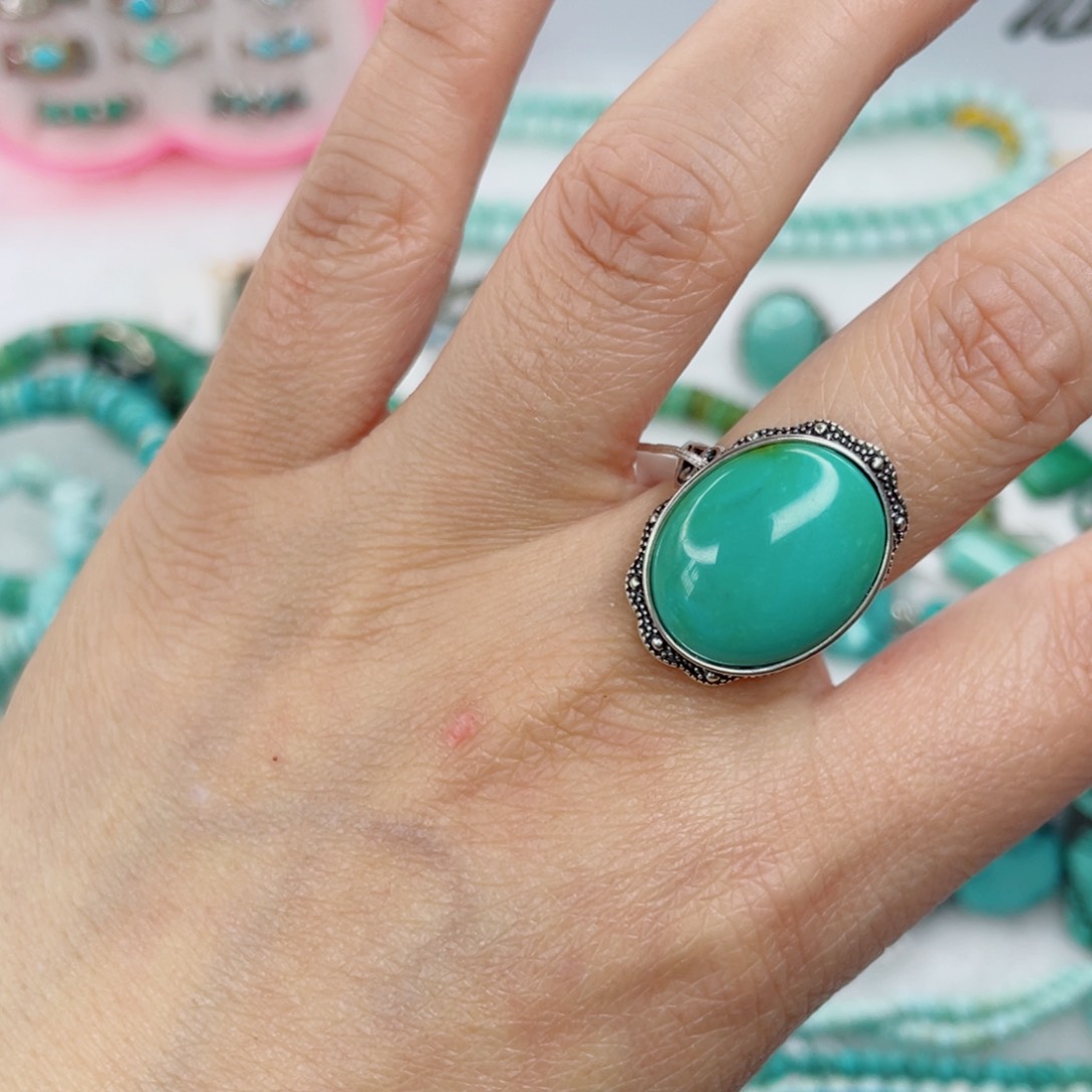 绿松石颈饰未镶嵌